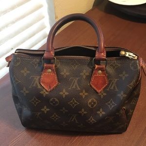 Louis Vuitton Speedy 25